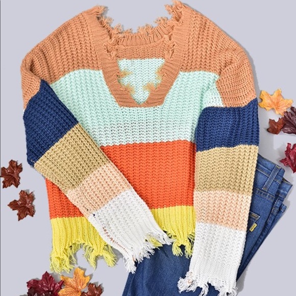 Last 3!!! Color block sweater - Picture 2 of 4